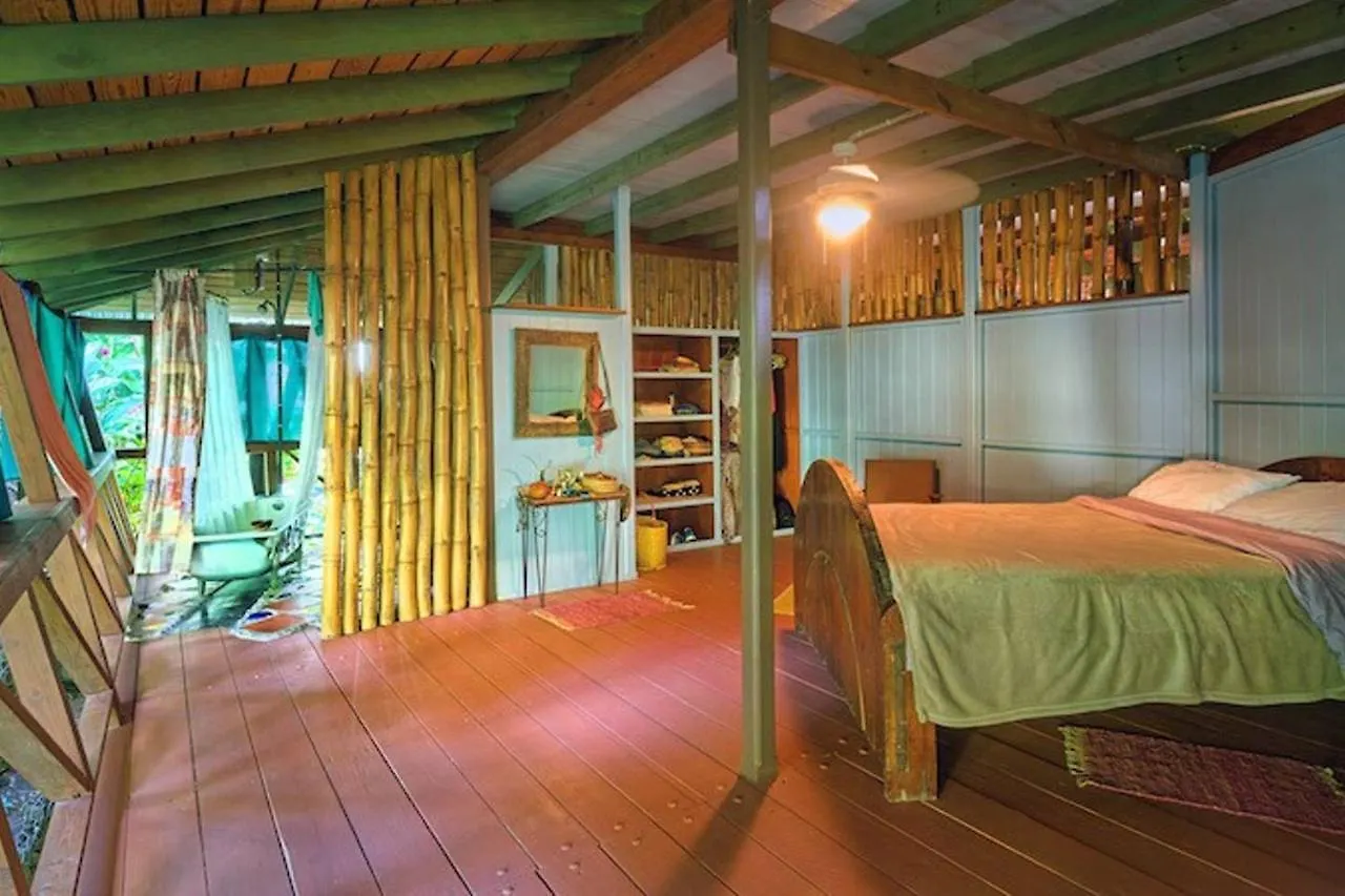 Cocoa Cottage Roseau 3*,