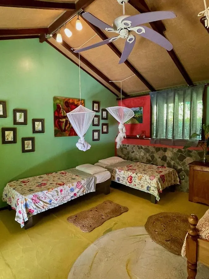 *** Bed & Breakfast Cocoa Cottage Roseau Dominica