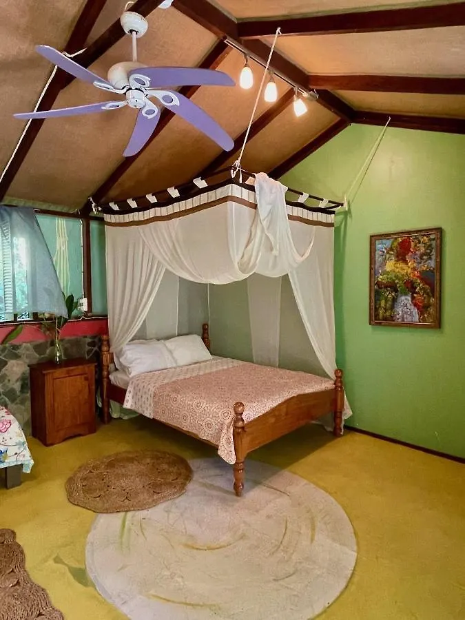 Cocoa Cottage Roseau