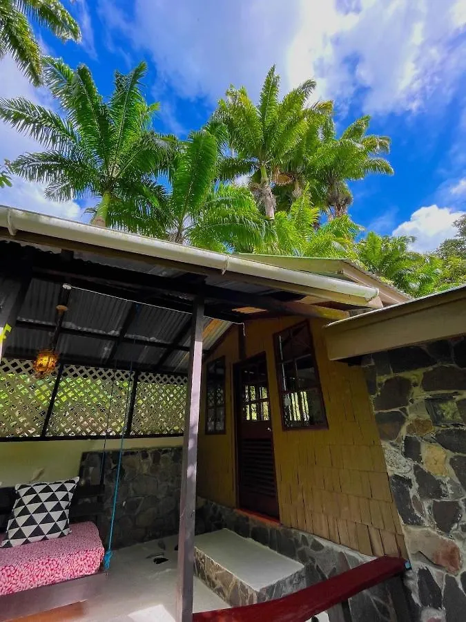 Cocoa Cottage Roseau 3*,  Dominica