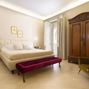 Couette-café Maeco Ortigia ***